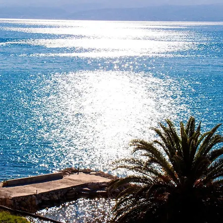 Apartman Moderne Bava By Interhome *