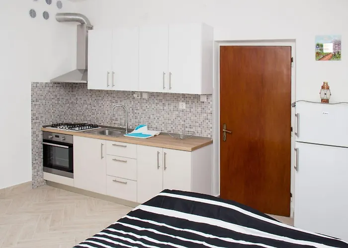 Moderne Bava By Interhome Apartman Jesenice (Split-Dalmatia)
