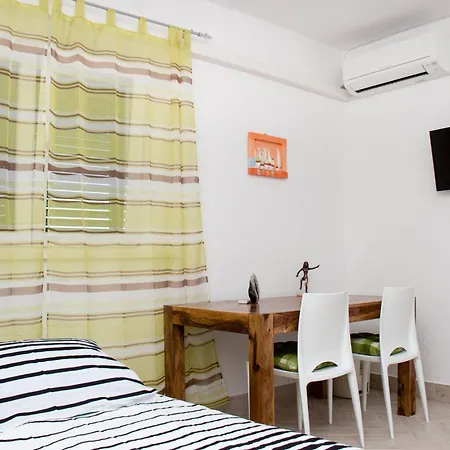 Appartement Moderne Bava By Interhome Jesenice (Split-Dalmatia)