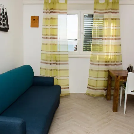 Moderne Bava By Interhome Appartement Jesenice (Split-Dalmatia)