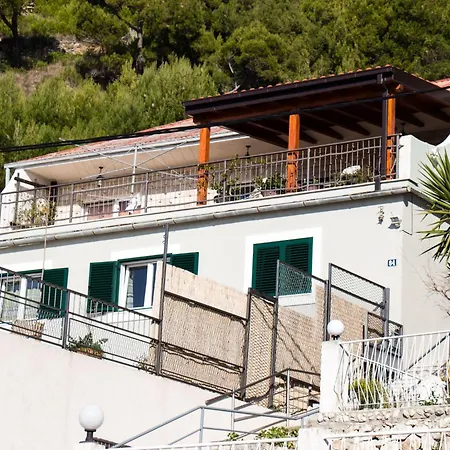 Apartman Moderne Bava By Interhome *